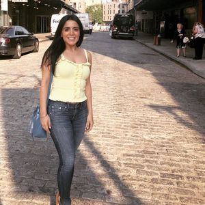 Meet your Posher, Nazila